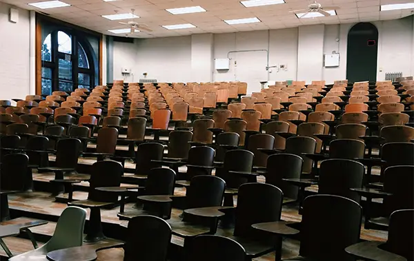 Air filtration in Schools and universities - classrooms